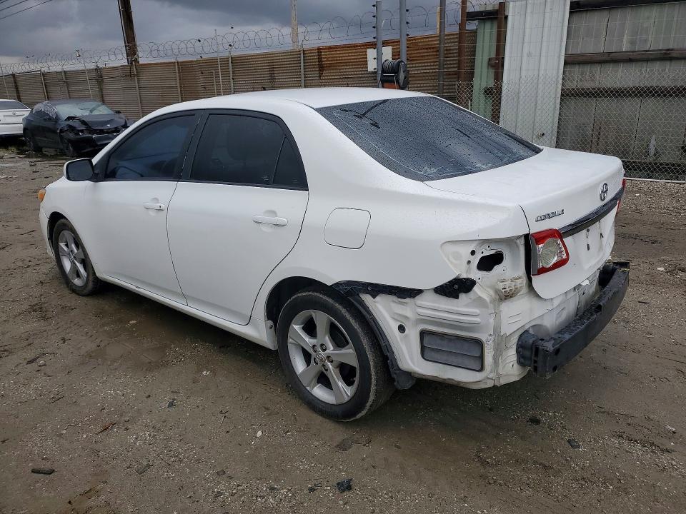 Photo 2 from auction – 2011 TOYOTA COROLLA with VIN 2T1BU4EE2BC605008