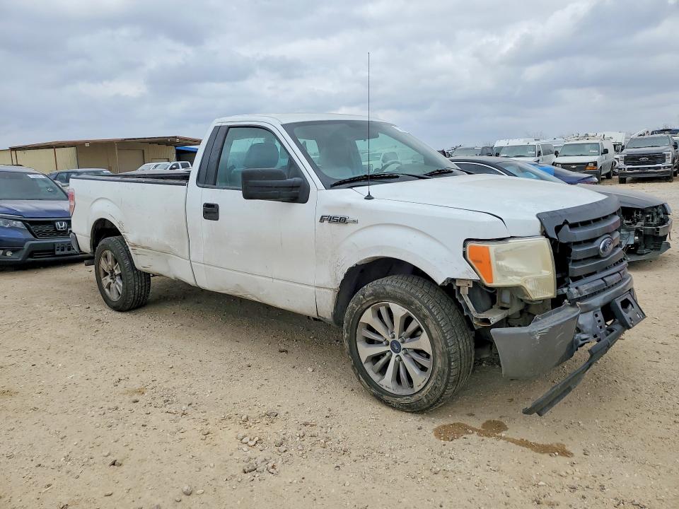 Photo 4 from auction – 2010 FORD F150 with VIN 1FTMF1CW3AKE53735