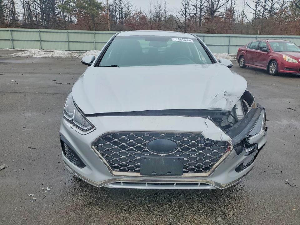 Photo 5 from auction – 2018 HYUNDAI SONATA with VIN 5NPE34AF9JH723776