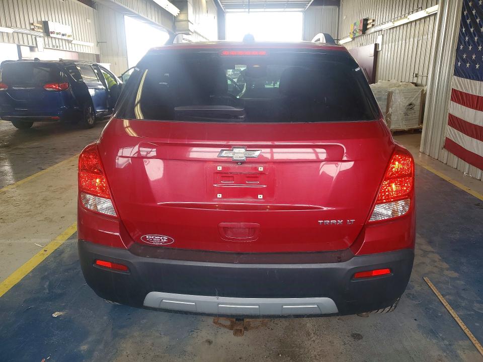 Photo 6 from auction – 2015 CHEVROLET TRAX 1LT with VIN KL7CJLSBXFB218757