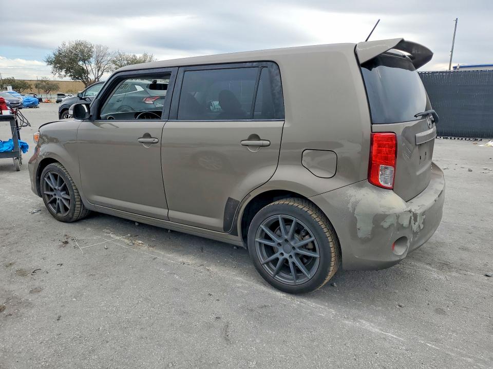 Foto 2 de la subasta – 2011 TOYOTA SCION con VIN JTLZE4FE1B1122502