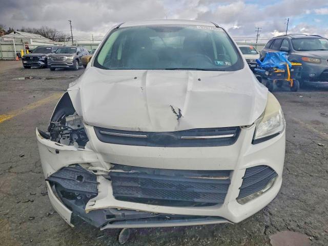 Photo 5 from auction – 2015 FORD ESCAPE with VIN 1FMCU9GX7FUA97364