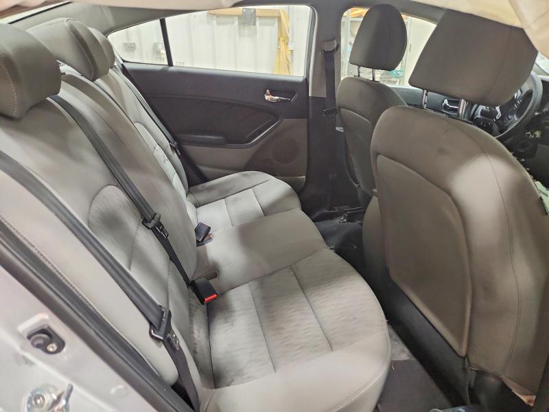 Photo 10 from auction – 2016 KIA FORTE with VIN KNAFK4A60G5541140