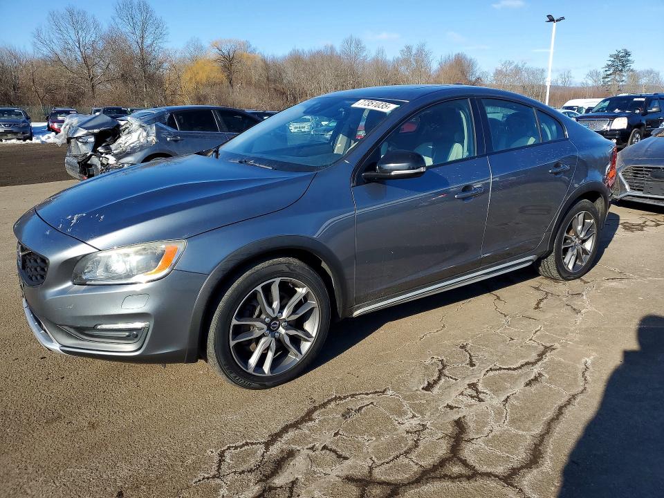 Photo 1 from auction – 2016 VOLVO S60 CROSS with VIN YV4612UM1G2000732