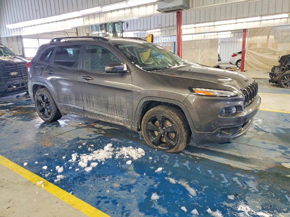 Photo 4 from auction – 2018 JEEP CHEROKEE with VIN 1C4PJLCB8JD543066