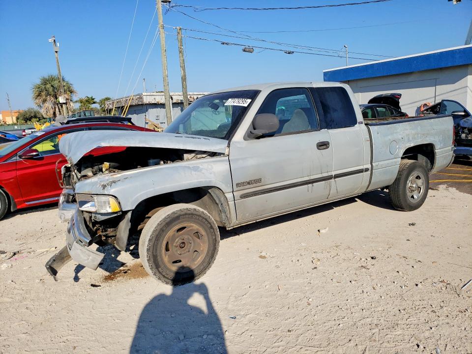 Photo 1 from auction – 2001 DODGE RAM 1500 with VIN 3B7HC13ZX1G173791
