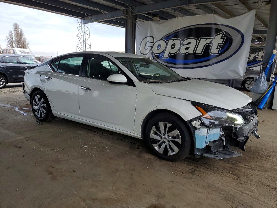 Photo 4 from auction – 2023 NISSAN ALTIMA S with VIN 1N4BL4BVXPN310529