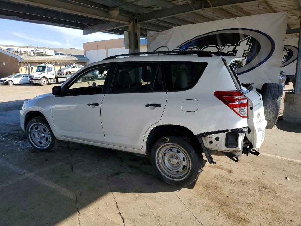 Zdjęcie 2 z aukcji – 2012 TOYOTA RAV4 z VIN 2T3ZF4DVXCW140026