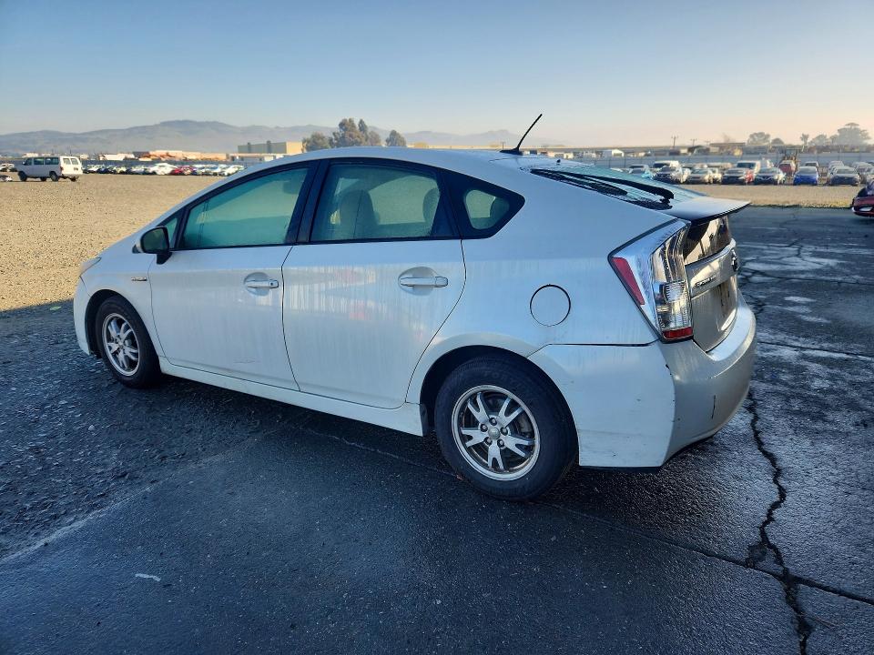 Foto 2 de la subasta – 2011 TOYOTA PRIUS con VIN JTDKN3DU4B0287788