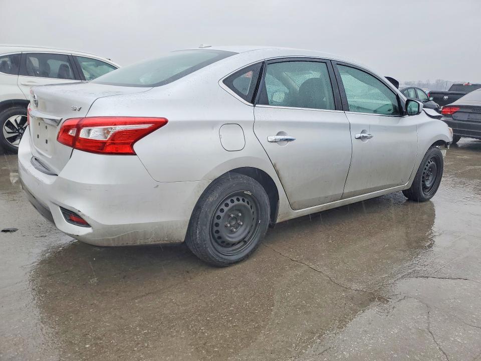 Photo 3 from auction – 2017 NISSAN SENTRA with VIN 3N1AB7AP9HY404745