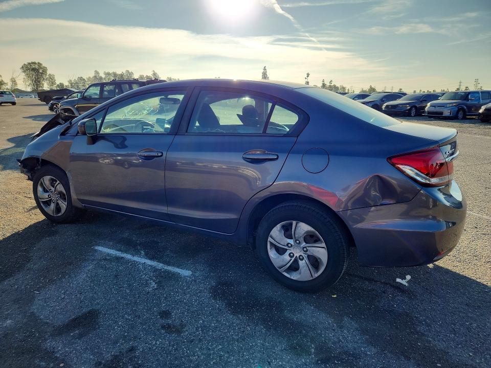 Photo 2 from auction – 2015 HONDA CIVIC with VIN 19XFB2F58FE707981