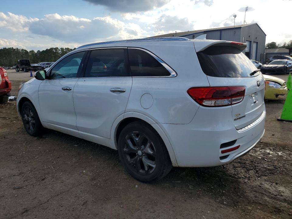 Photo 2 from auction – 2017 KIA SORENTO with VIN 5XYPK4A53HG188724