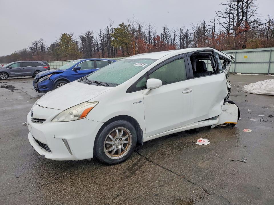 Photo 1 from auction – 2014 TOYOTA PRIUS with VIN JTDZN3EU8E3367109