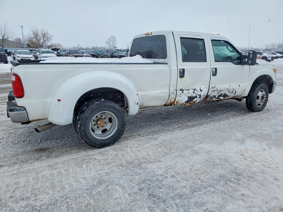 صورة رقم 3 من المزاد - 2011 FORD F350 مع VIN 1FT8W3D66BEA32779
