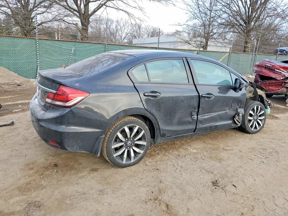 Photo 3 from auction – 2015 HONDA CIVIC with VIN 2HGFB2F91FH532028
