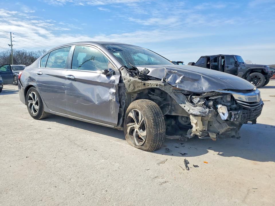 Photo 4 from auction – 2016 HONDA ACCORD with VIN 1HGCR2F39GA165017