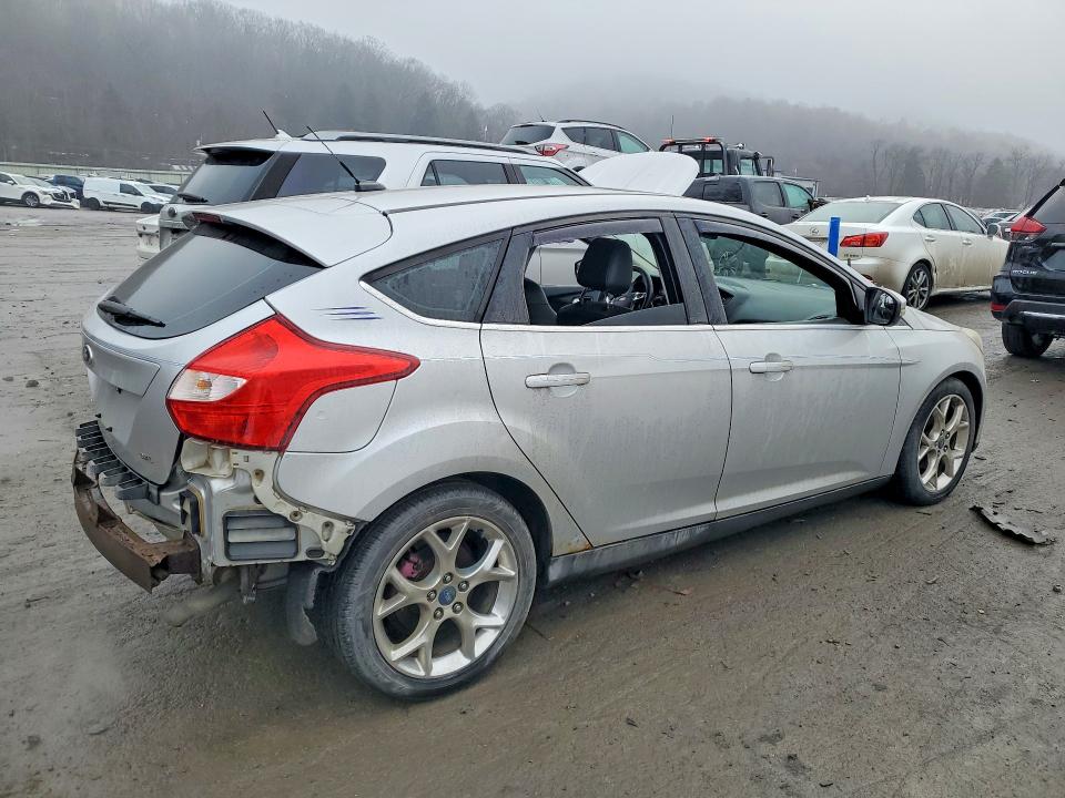 Photo 3 from auction – 2012 FORD FOCUS SEL with VIN 1FAHP3M28CL129060