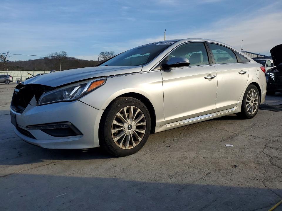 HYUNDAI SONATA 2015 with VIN 5NPE34AF2FH031107 - Photo from auction