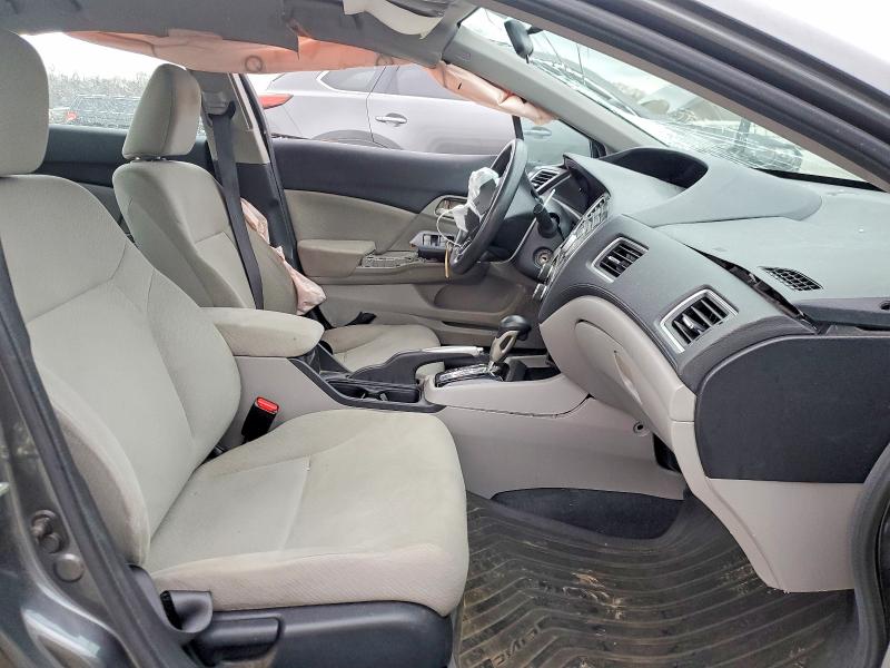 Photo 7 from auction – 2013 HONDA CIVIC LX with VIN 2HGFB2F50DH576905