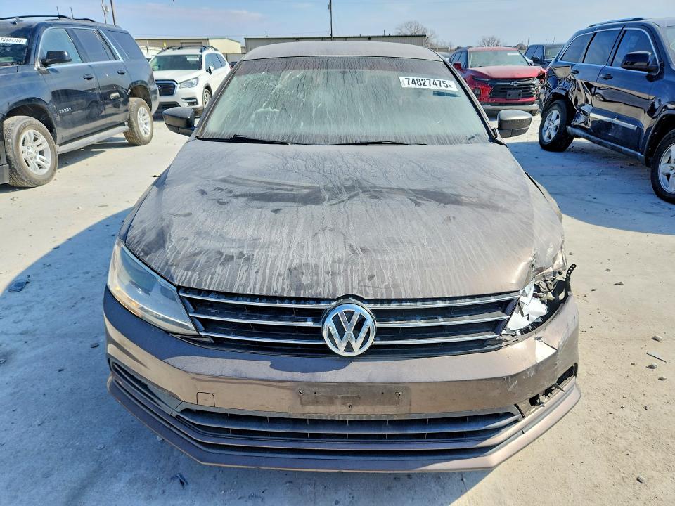 Photo 5 from auction – 2015 VOLKSWAGEN JETTA BASE with VIN 3VW2K7AJ1FM265807