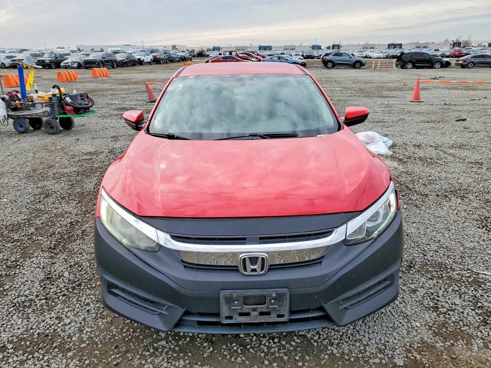 Photo 5 from auction – 2018 HONDA CIVIC with VIN 2HGFC2F55JH552852