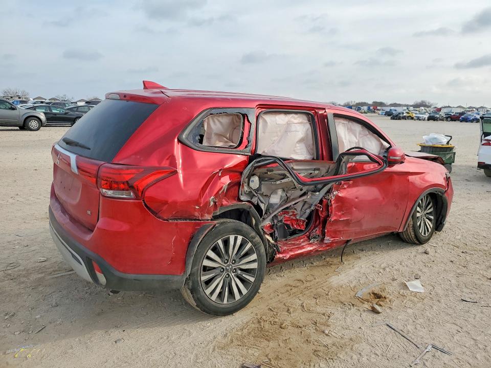 Photo 3 from auction – 2020 MITSUBISHI OUTLANDER with VIN JA4AD3A35LZ011637