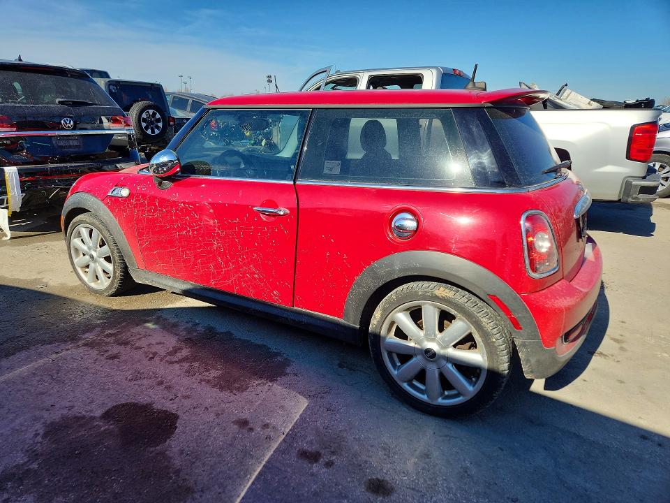 Photo 2 from auction – 2009 MINI COOPER S with VIN WMWMF73589TW84806