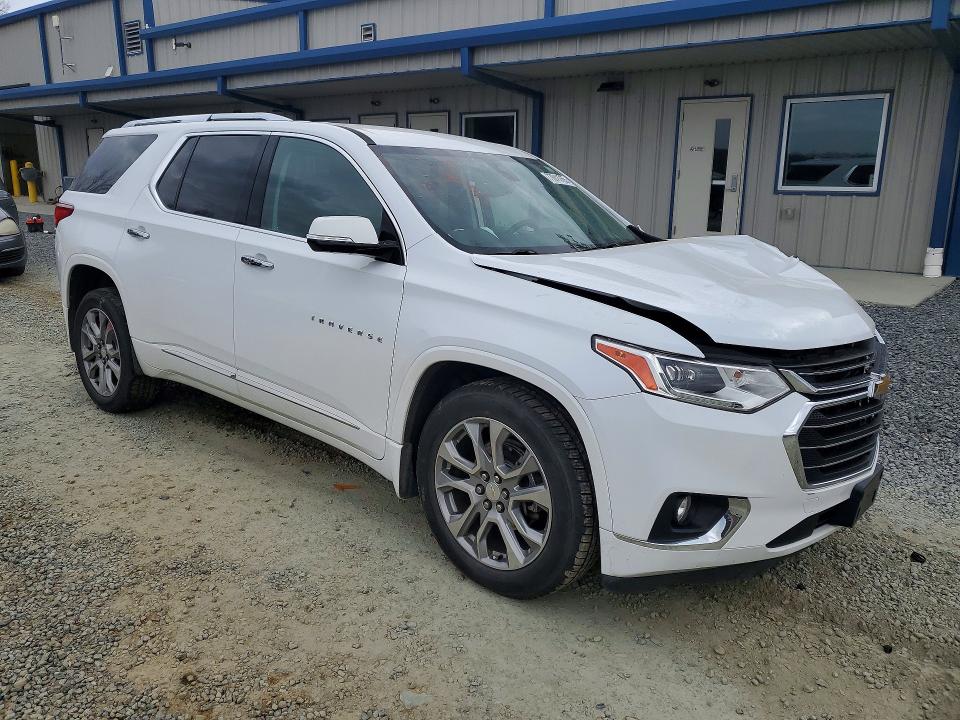 Photo 4 from auction – 2019 CHEVROLET TRAVERSE with VIN 1GNERKKW5KJ206945