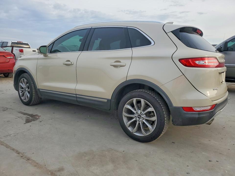 Photo 2 from auction – 2018 LINCOLN MKC with VIN 5LMCJ2C9XJUL00776