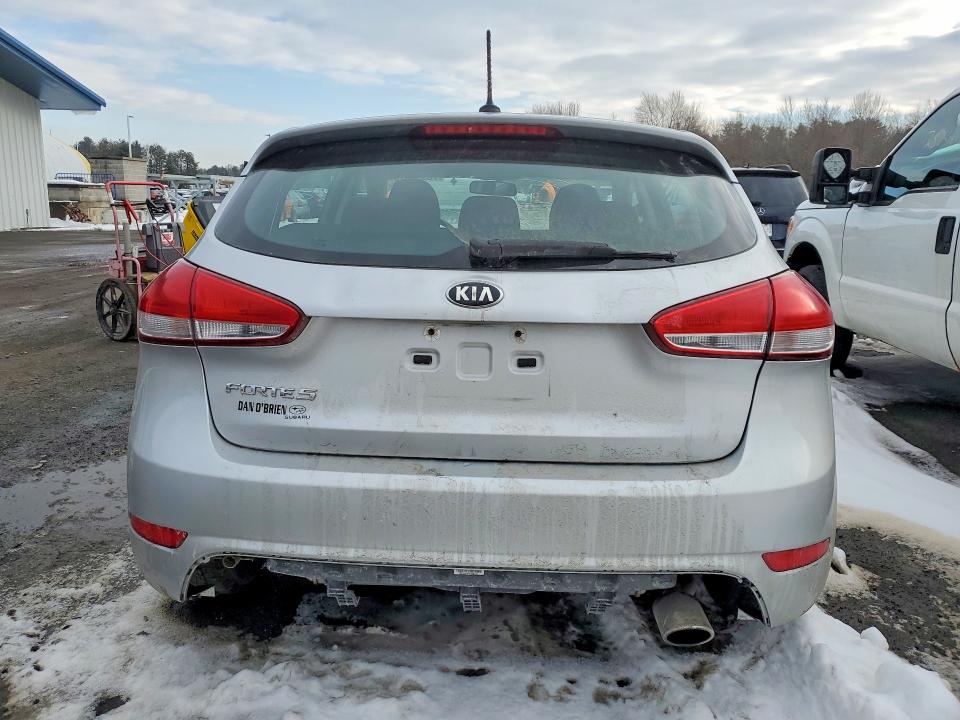 Photo 6 from auction – 2018 KIA FORTE with VIN KNAFK5A80J5772862