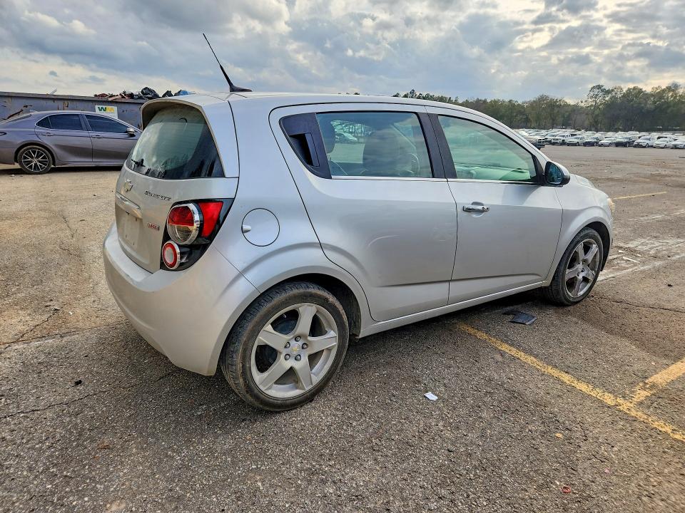 Photo 3 from auction – 2014 CHEVROLET SONIC with VIN 1G1JE6SB2E4227271