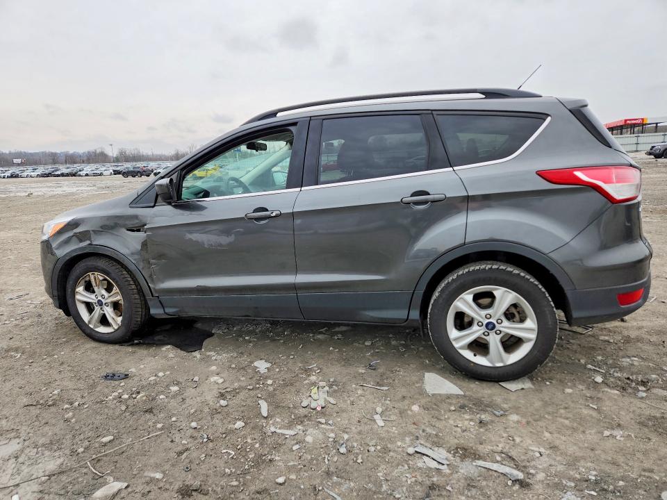 Photo 2 from auction – 2016 FORD ESCAPE with VIN 1FMCU0GX5GUB97024