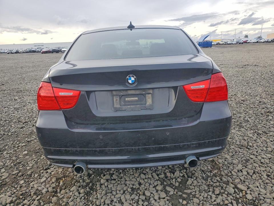 Photo 6 from auction – 2009 BMW 335 with VIN WBAPL33599A405955