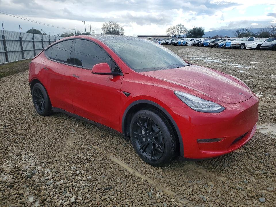 Photo 4 from auction – 2021 TESLA MODEL Y with VIN 5YJYGDEE6MF083709