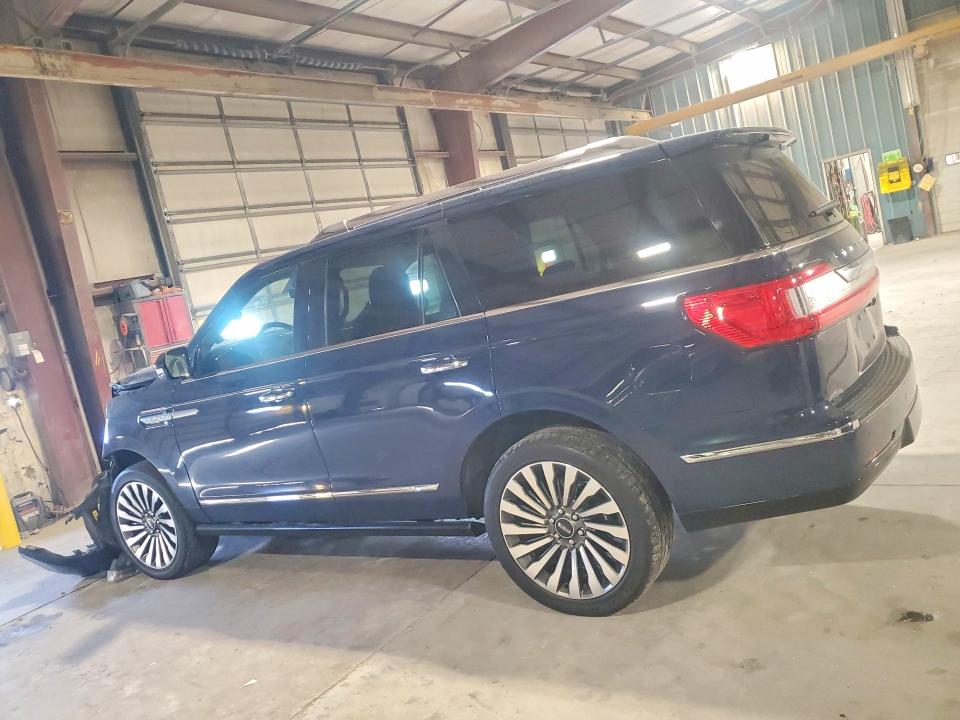 Photo 2 from auction – 2019 LINCOLN NAVIGATOR with VIN 5LMJJ2LTXKEL19732