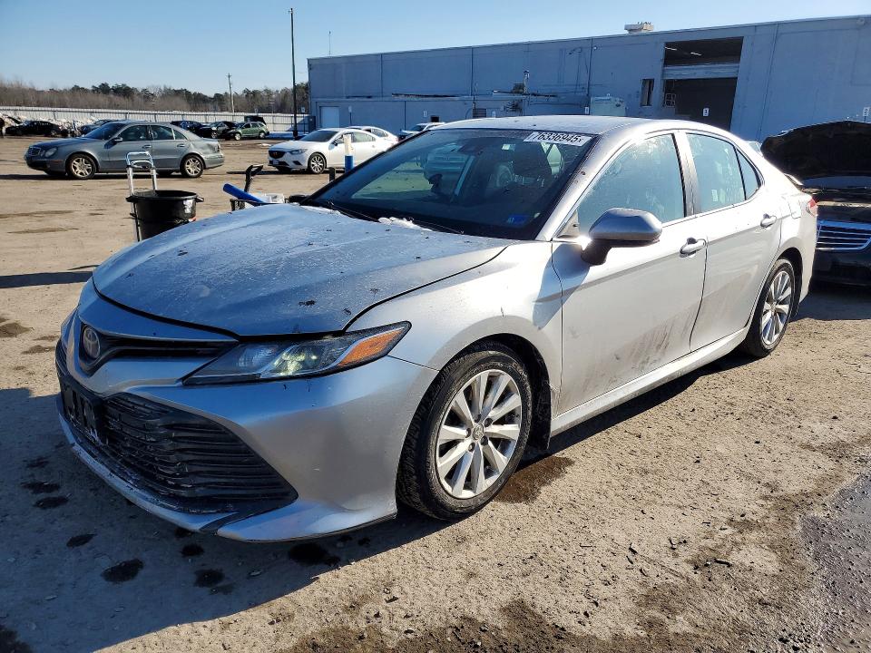 Photo 1 from auction – 2020 TOYOTA CAMRY LE with VIN 4T1C11AK2LU979464