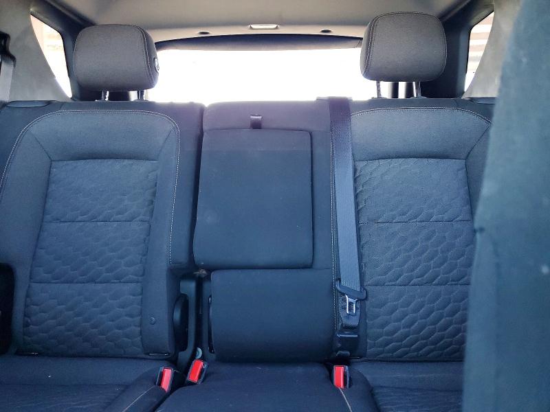 Photo 10 from auction – 2019 CHEVROLET EQUINOX with VIN 2GNAXLEX2K6237565