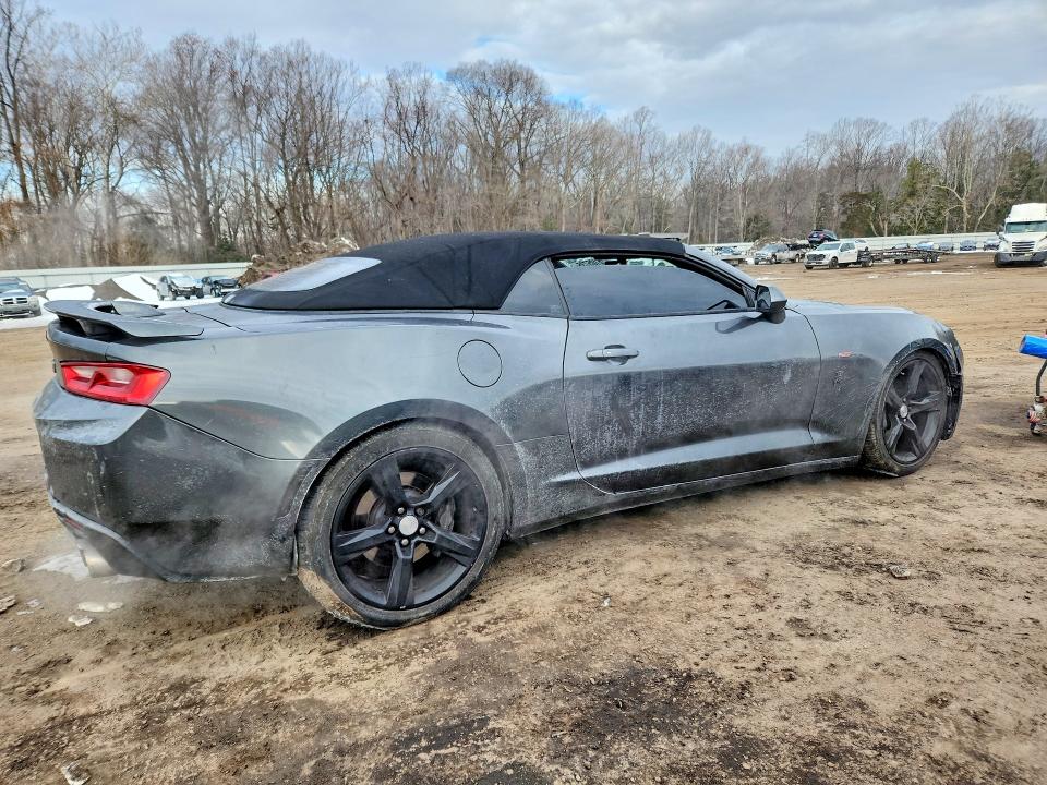 Photo 3 from auction – 2017 CHEVROLET CAMARO with VIN 1G1FF3D7XH0177306