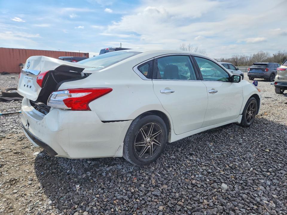 Photo 3 from auction – 2016 NISSAN ALTIMA 2.5 with VIN 1N4AL3AP1GC193119