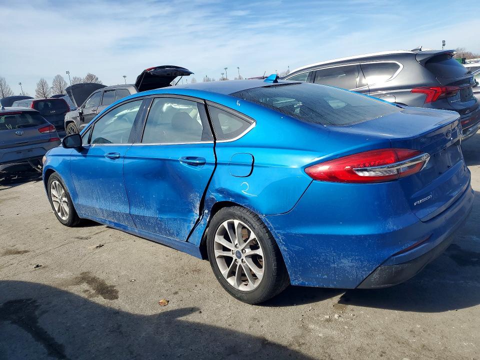 Photo 2 from auction – 2020 FORD FUSION with VIN 3FA6P0HD9LR163771