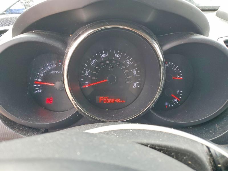 Photo 9 from auction – 2011 KIA SOUL with VIN KNDJT2A24B7315661