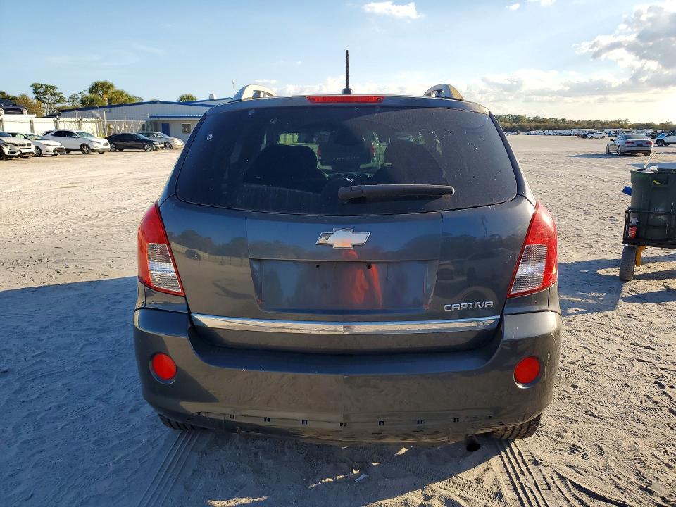 Photo 6 from auction – 2013 CHEVROLET CAPTIVA with VIN 3GNAL3EKXDS546351