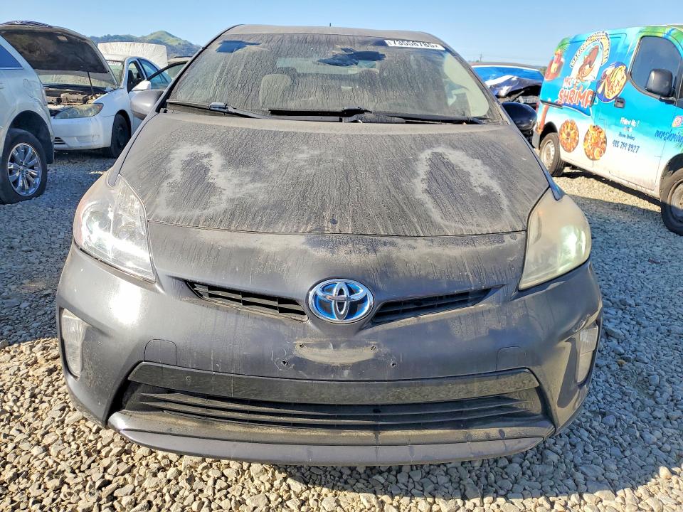 Photo 5 from auction – 2015 TOYOTA PRIUS with VIN JTDKN3DU8F1887777