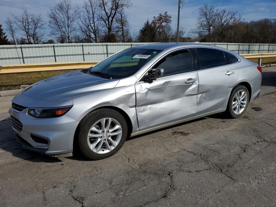 CHEVROLET MALIBU 2018 with VIN 1G1ZD5ST7JF167270 - Photo from auction