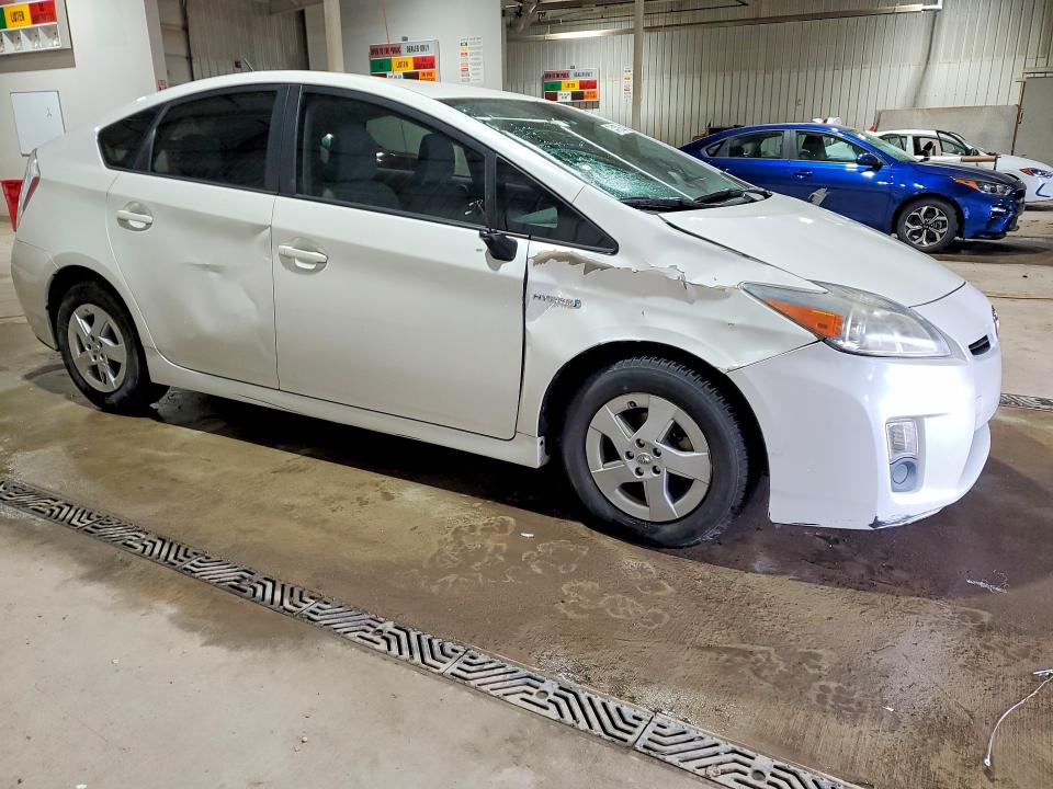 Photo 4 from auction – 2010 TOYOTA PRIUS with VIN JTDKN3DU8A0043088