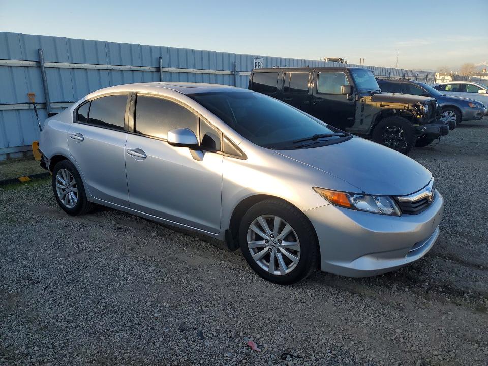 Photo 4 from auction – 2012 HONDA CIVIC EXL with VIN 19XFB2F9XCE307340