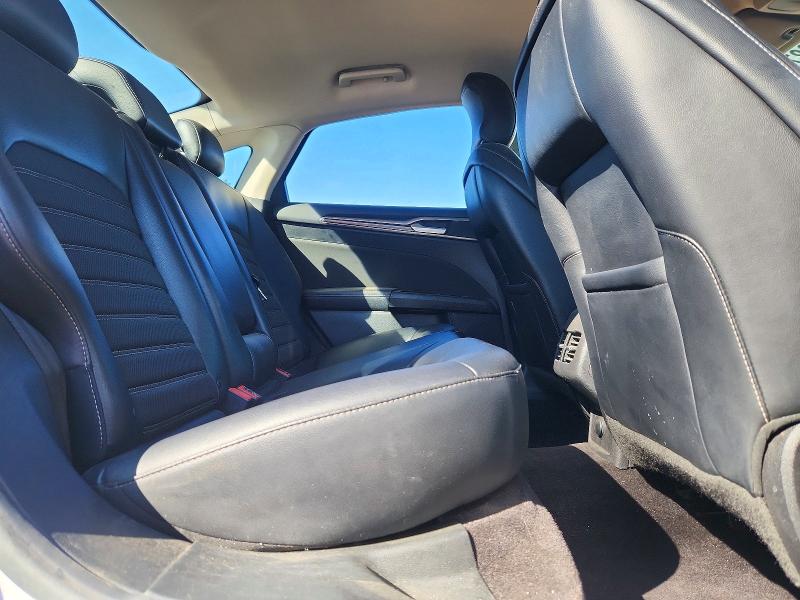Photo 10 from auction – 2017 FORD FUSION with VIN 3FA6P0HD1HR274788