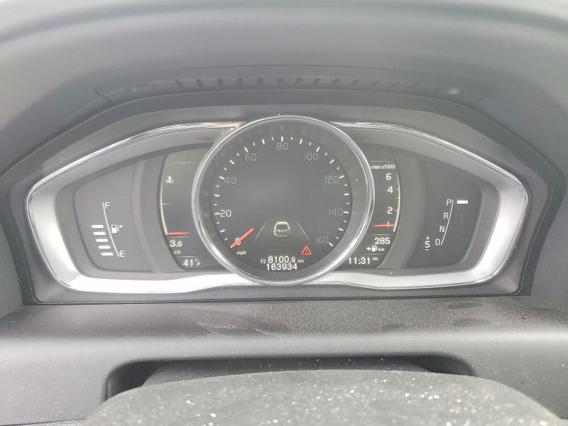 Фото 9 с аукциона – 2017 VOLVO XC60 T5 IN с VIN YV440MRU0H2136642
