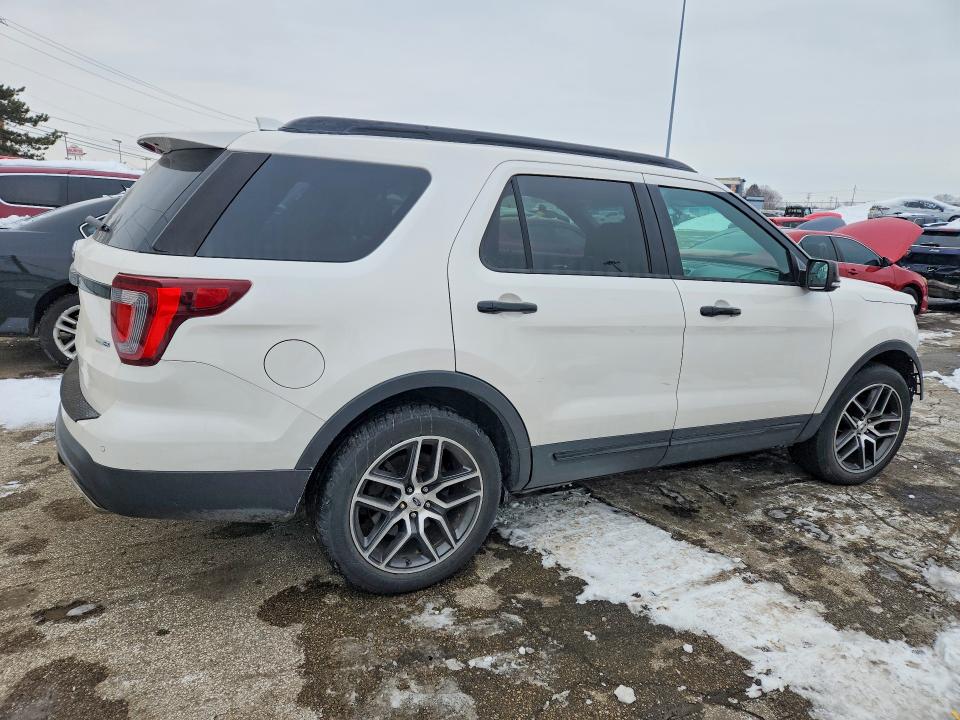 Photo 3 from auction – 2016 FORD EXPLORER with VIN 1FM5K8GT8GGC83940