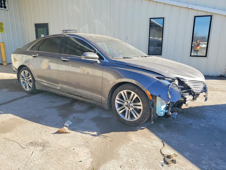 Photo 4 from auction – 2014 LINCOLN MKZ with VIN 3LN6L2LU1ER813216